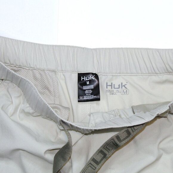 NEW Huk Men's Creekbed Cargo Shorts - Picture 2 of 3